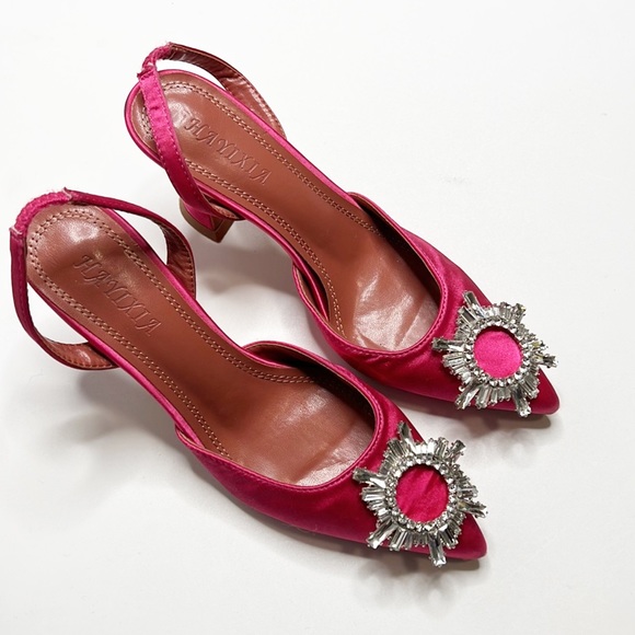 Hayixia Pointed High Heels - Picture 11 of 16